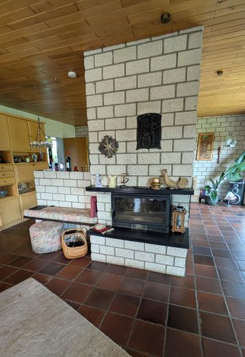 Einfamilienhaus mit Einliegerwohnung in ruhiger Wohnlage – Kamin