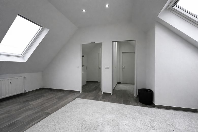 Maisonette 2. OG links Nr. 123