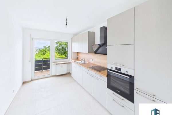 Rarità al Kuhberg: 5 stanze, grande terrazza, balcone e cucina componibile nuova