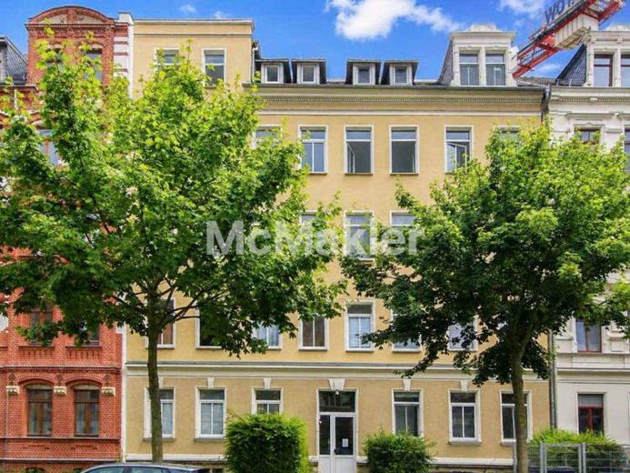 *Bezugsfrei, WG- tauglich & in Uni-Nähe* 2- Zi. mit großem Tageslichtbad und Wohnküche – Foto 1
