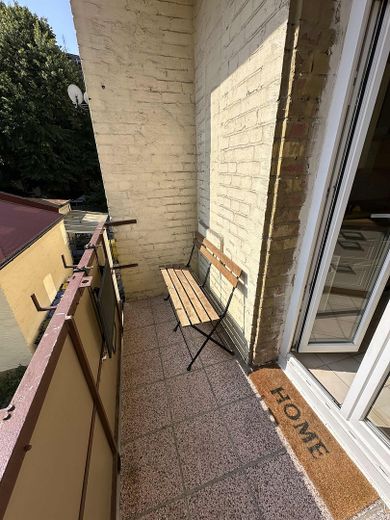Geräumige 5-Zimmer-Wohnung in Toplage - einziehen und wohlfühlen – Balkon 1