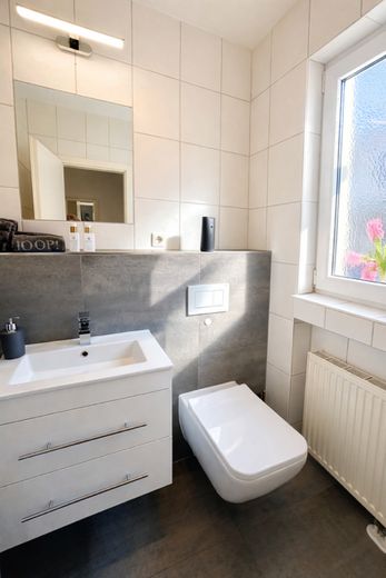 FAMILIENTRAUM in TOP-Lage - PROVISIONSFREI – Gäste-WC