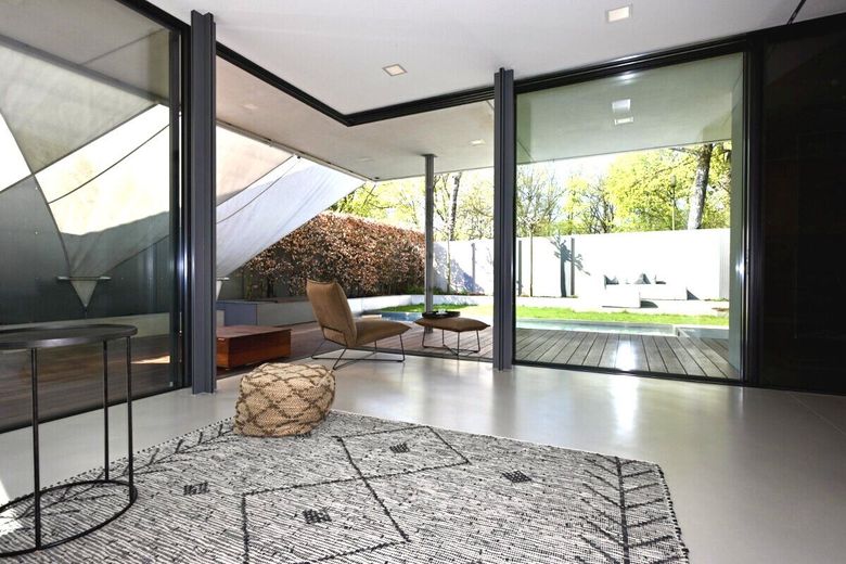 Exklusiver Wohntraum im offenen Bauhausstil – Bild 7