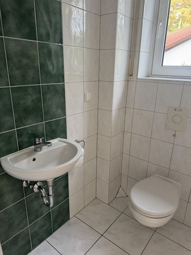 Licht appartement met 3 kamers en groot terras – Foto 12