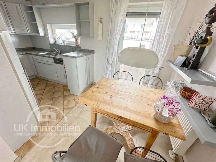 Hausgefühl! 2-Zi mit Dachterrasse im Haus-im-Haus-Konzept! – Essbereich