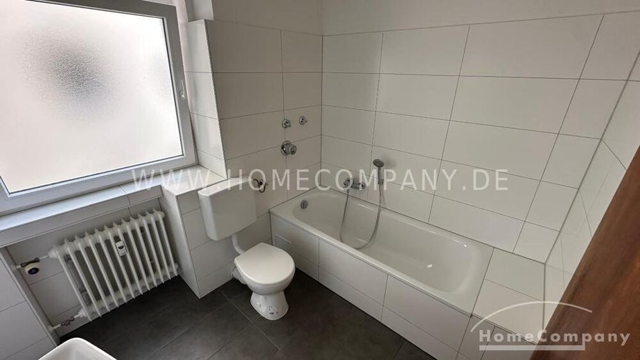 Oberhöchstadt
8072644 – Frisch renovierte 2-Zimmerwohnung mit Balkon im grünen Kronberg- Oberhöchstadt – ce978a25223375cc8a117c14b23476f4b62c9183.jpg