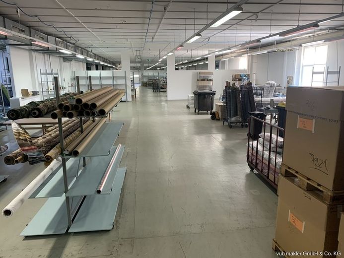 Funktionierender Gewerbestandort mit 5.200 m² - alles sofort nutzbar mit Entwicklungsperspektive – 5