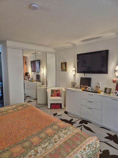 Elternschlafzimmer (EG) 