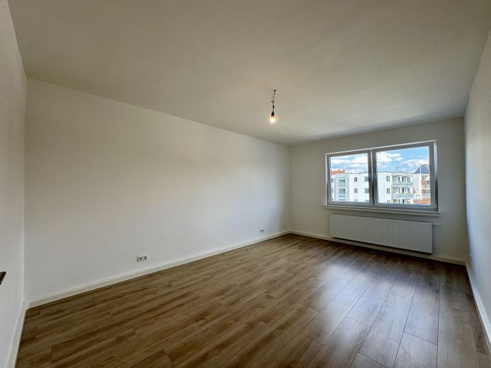 Frisch sanierte Penthousewohnung – Barrierefrei mit Aufzug – Top-Lage über den Dächern von Witten – Schlafzimmer