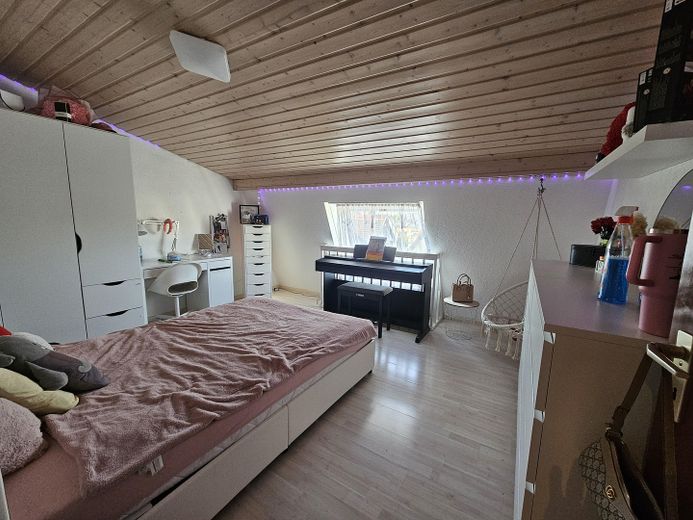 6,5-Zi Wohnung in Rosenfeld (Kernstadt) zu vermieten ab 01.12.26 – Kinderzimmer links oben
