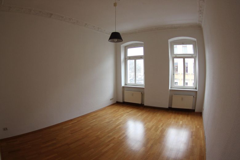 MFH Chemnitz-Kaßberg ca. 7%Rendite VOLLvermiet. WEG-aufget. Fernwärme lfd. instand geh. + Ausbaures. – Orig. Deckenhöhe + Stuckfriese