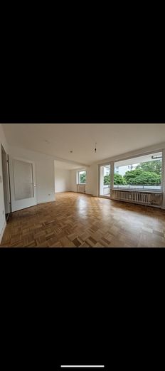 ​Helle 1-Zimmer-Wohnung mit Balkon nahe Altstadt Buxtehude – Foto 1