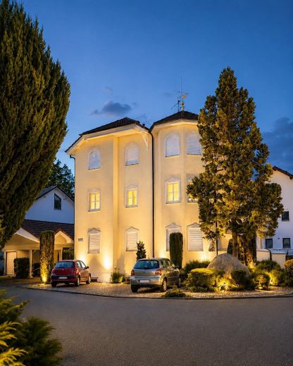 Ein Hauch von Süden - schöne 3-Zimmer-Wohnung – Vorderansicht