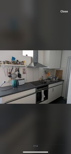 Inversión de capital: 5 habitaciones + plaza de aparcamiento, 8,5 % de rentabilidad bruta, potencial de ampliación del ático – Küche aktuell