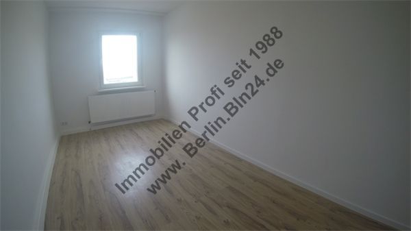 Dachgeschoß+ 3er WG tauglich+ saniert - Mietwohnung – GP --- 30.11.2016 010
