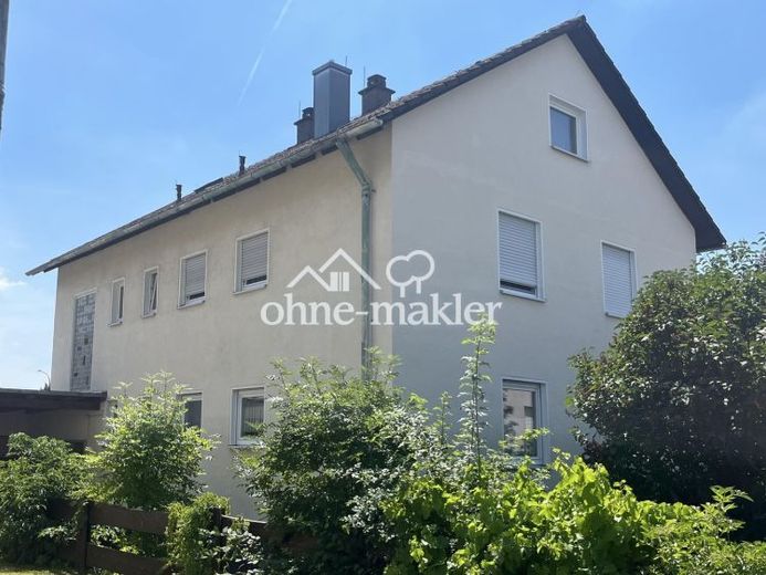 Provisionsfrei: Gepflegtes Zweifamilienhaus mit Garten & Garage in guter Wohnlage von Weiden – Foto 1