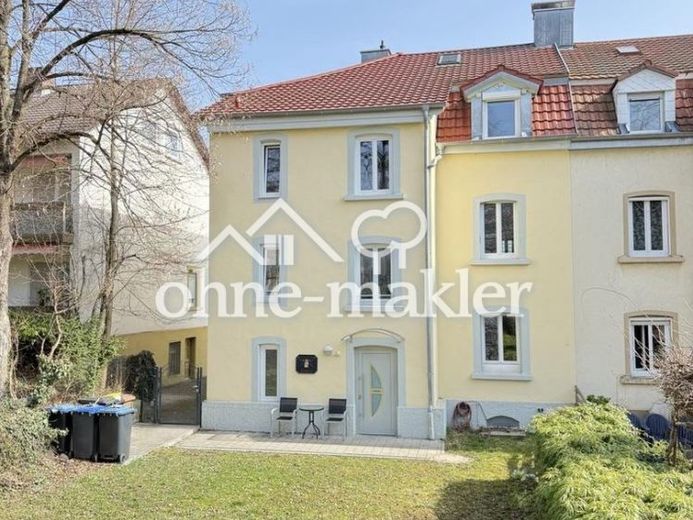 Zentrumnahes Dreifamilienhaus mit großem Garten und Hohentwielblick – alle Wohnungen bezugsfrei – Fotoğraf 1