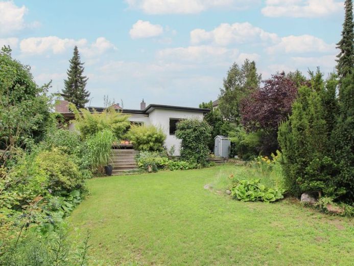 Casa unifamiliare (completamente ristrutturata, 195 m² di superficie utile) con cantina, giardino, garage e potenziale di sopraelevazione – Foto 1