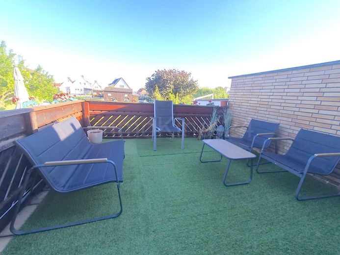 ++ HOCHWERTIGES EIN - ZWEIFAMILIENHAUS MIT ELW ++ VIEL PLATZ IN GUTER LAGE!! ++ – SONNENBALKON 2