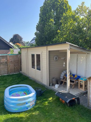Esclusivo appartamento maisonette di 4,5 locali con giardino a Meerbusch Büderich – Gartenhaus