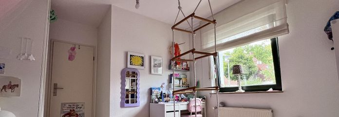 Zimmer mittlere Ebene