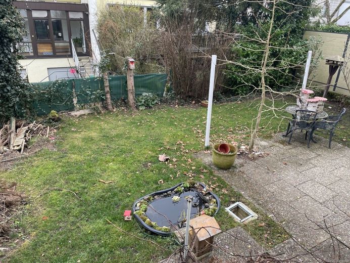 Modernisiertes Einfamilienhaus in idyllischer und ruhiger Lage von Dudweiler – Garten
