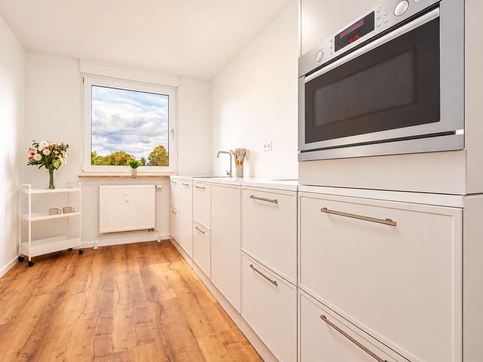 Neu sanierte 3 Zimmer Wohnung in Röthenbach – Loggia, Aufzug, keine Käuferprovision – Küche