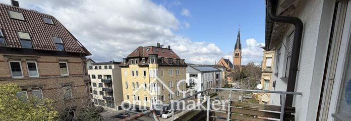 Frisch komplettsanierte 4-Zimmer-Wohnung mit Einbauküche & Balkon in Stuttgart-Bad Cannstatt