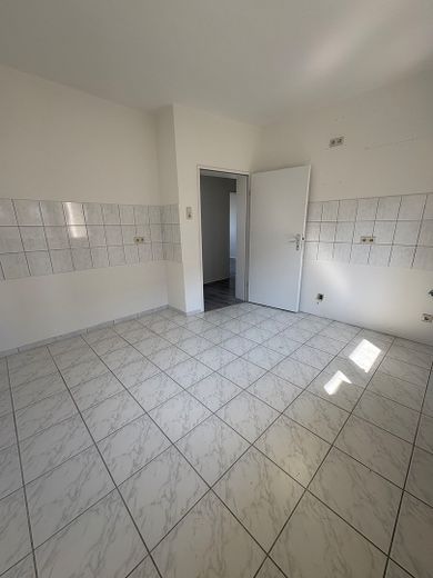 Bremerhaven-Mitte’de balkonlu güzel 2 odalı daire – Küche