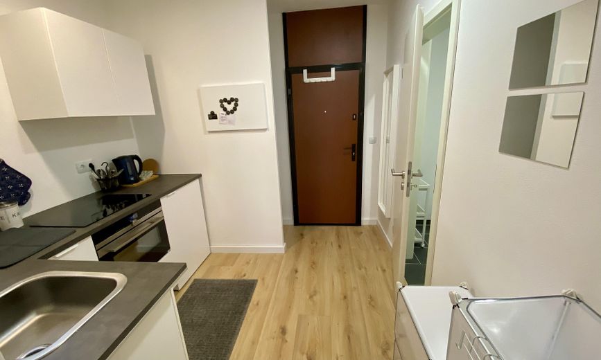 1 monolocale (arredato) in ottima posizione / incluse tutte le spese accessorie e il Wi-Fi – Flur