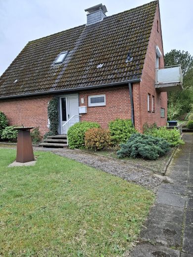 Vorderseite des Hauses