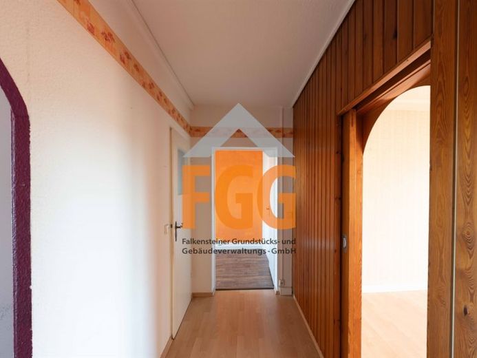 Sehr günstige gepflegte3-R-Wohnung mit Balkon - für Anpacker und Selbermacher – Foto 1