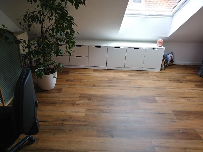 ADOSADO DOBLE TOP de 125 m², hasta 6 habitaciones, SIN comisión – Dachgeschoss