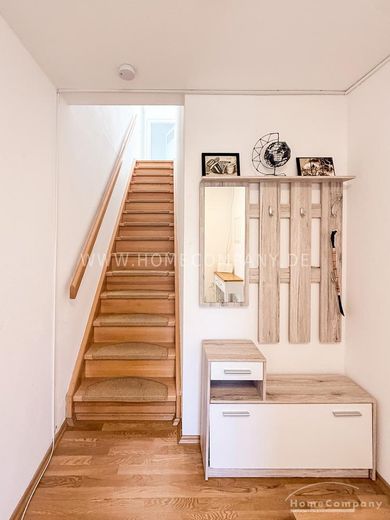 22801 HomeCompany Dresden Möbliert/Furnished 3-Zimmer Maisonette Wohnung in Dresden-Striesen mit Balkon max. 3 Personen – 9b1f9a1838300d758b1d3c2e24223b19e953975d.jpg