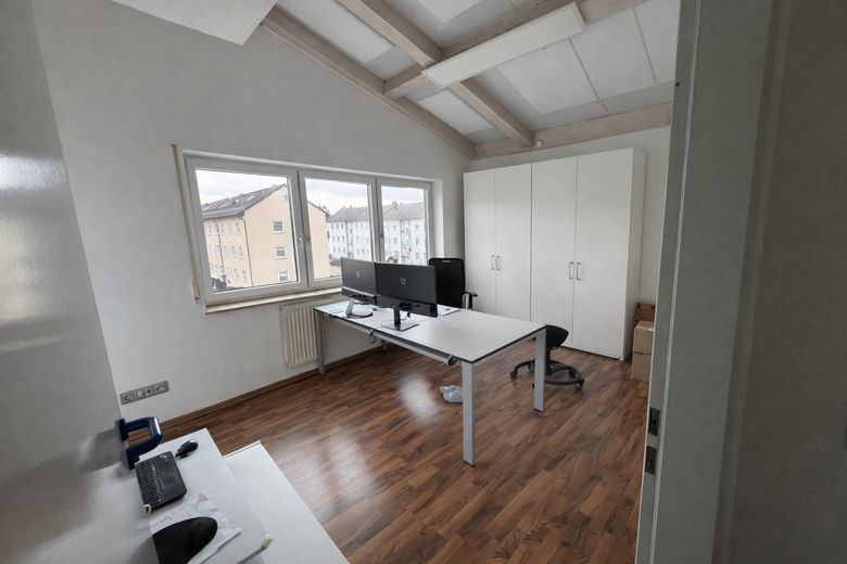 Büro 2.OG