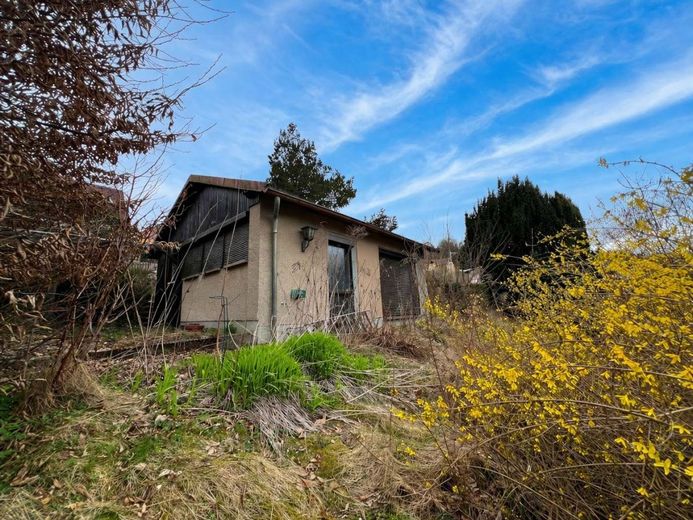 SCHÖNES BAUGRUNDSTÜCK IN TOPLAGE MIT BLICK – Wochenendhaus