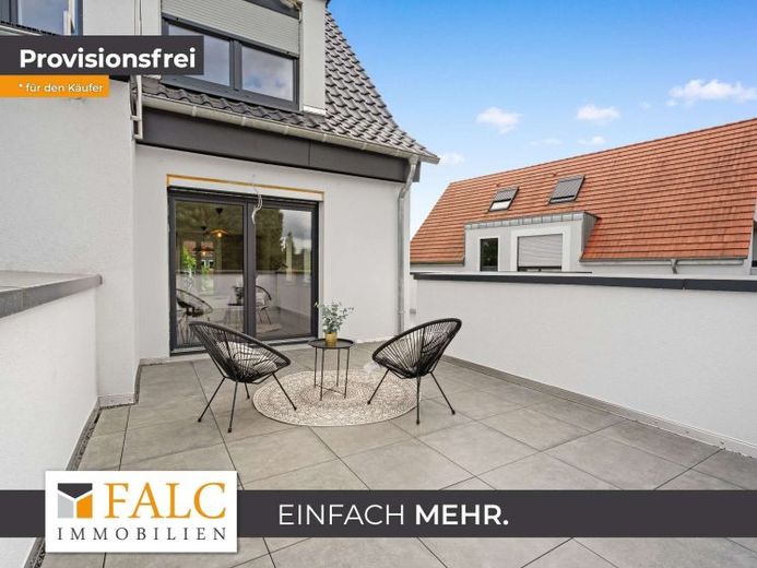 Einziehen & wohlfühlen: hochwertig sanierte 3-Zimmer-Wohnung mit Dachterrasse in Saarn – फोटो 1