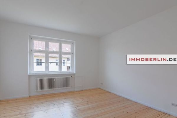 IMMOBERLIN.DE - Ersteinzug nach Modernisierung 2026! Stilvolle Altbauwohnung mit ruhigem Westbalkon