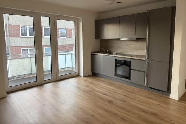 Moderno appartamento di 2 locali con balcone in posizione centrale a Pinneberg