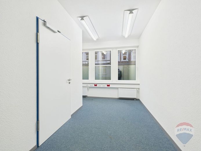 Provisionsfrei für Mieter! -Moderne Bürofläche- hell und barrierefrei – Büro 5