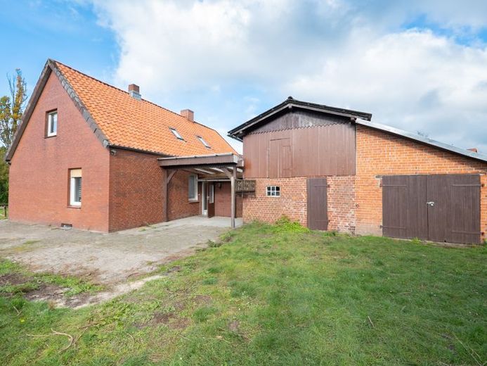 Aus Alt mach Neu: Haus mit Charakter und Gestaltungsspielraum! – Foto 1