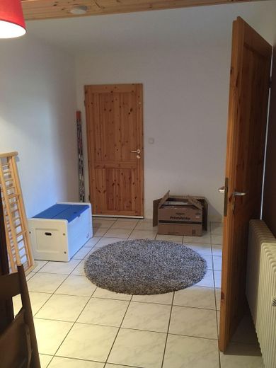 Casa unifamiliar con vivienda independiente - Inversión de capital - VENTA PRIVADA – Keller Flur