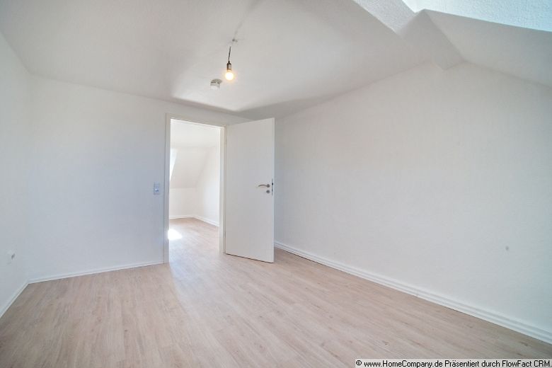 Затишна мансардна квартира в Hagen-Altenhagen – бл. 38 кв. м і добре транспортне сполучення – 6403da45f64d328f76ad7cc9f8744d0b6251bbce.jpg