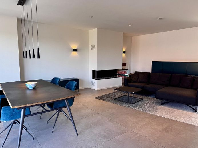 Penthouse met sauna, open haard, SmartHome, 2 TG-plaatsen direct bij het St. Franziskus-hospital – 09 Wohn-Essen