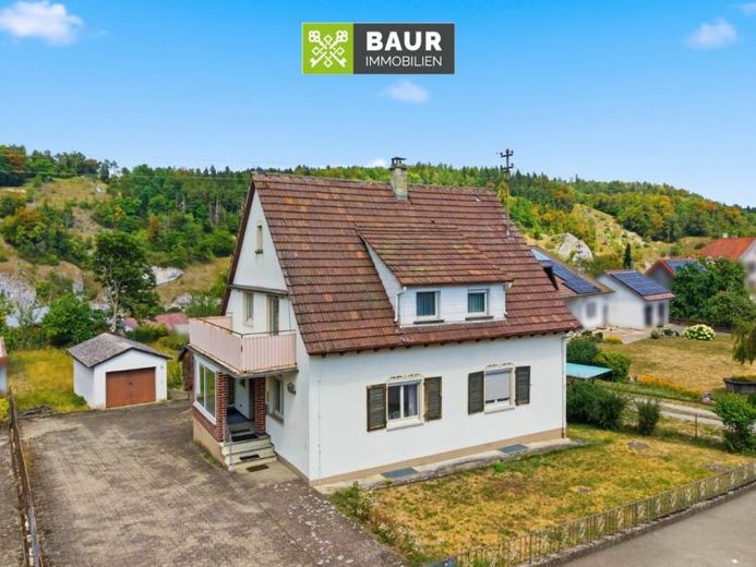 Viel Raum für neue Ideen auf großzügigem Grundstück
in ruhiger, naturnaher Lage – Foto 1