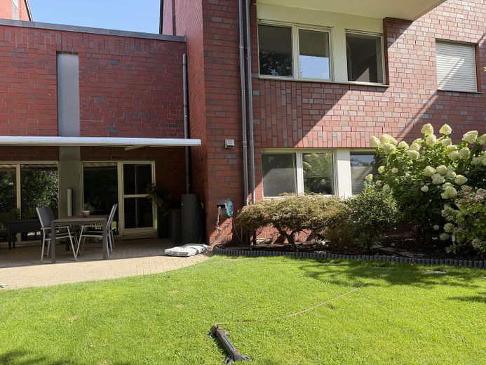 Außergewöhnliche Maisonette mit Haus-im-Haus-Charakter in MG-Schrievers – फोटो 1