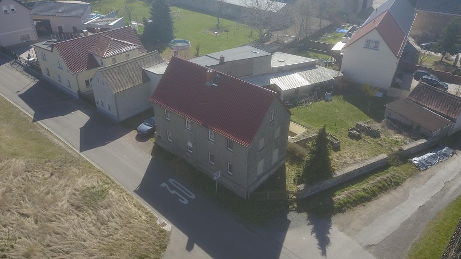 Luftbild straßenseitig