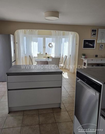 Seligenstadt (8072554) Modern möblierte 3-Zimmer-Wohnung mit Wohlfühlterrasse – 10e40304fb8768b8d6ccbab9933406e1ac1ada2b.jpg