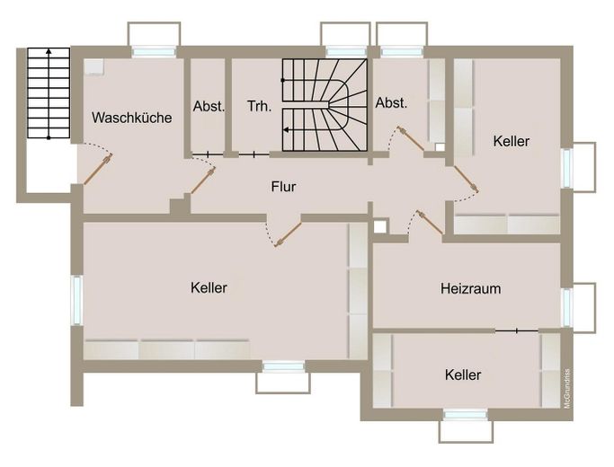 Freistehendes Haus, nutzbar als großzügiges Einfamilienhaus oder Zweigenerationenhaus – Keller