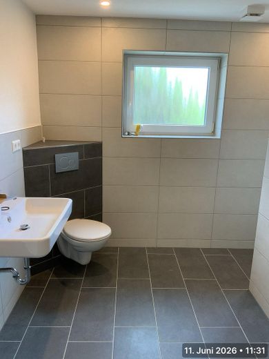 3 Zimmer Wohnung mit begehbarer Dusche – Foto 3